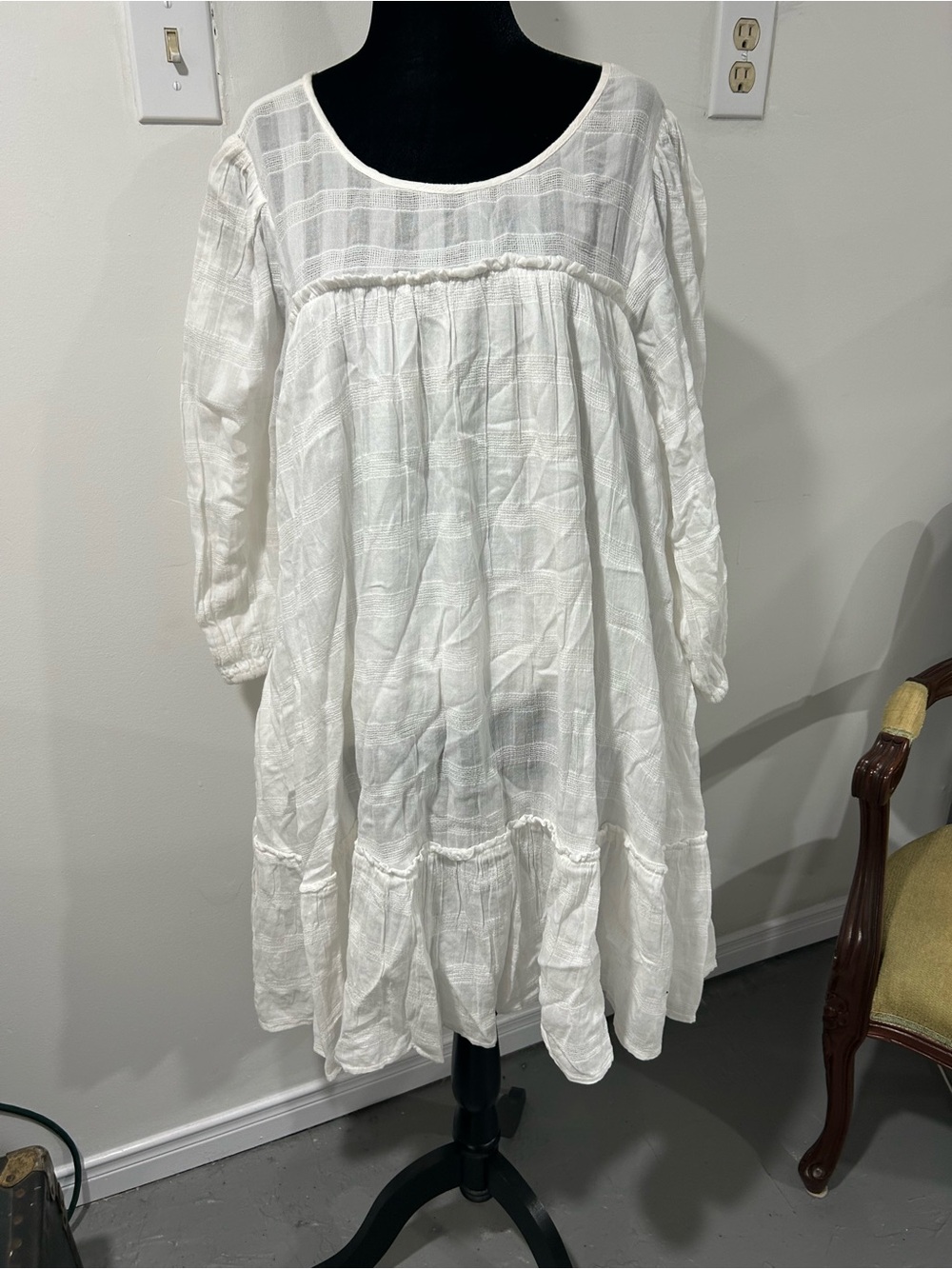 American Eagle Outfitters Ivory Gauze Tie-Shoulder Top